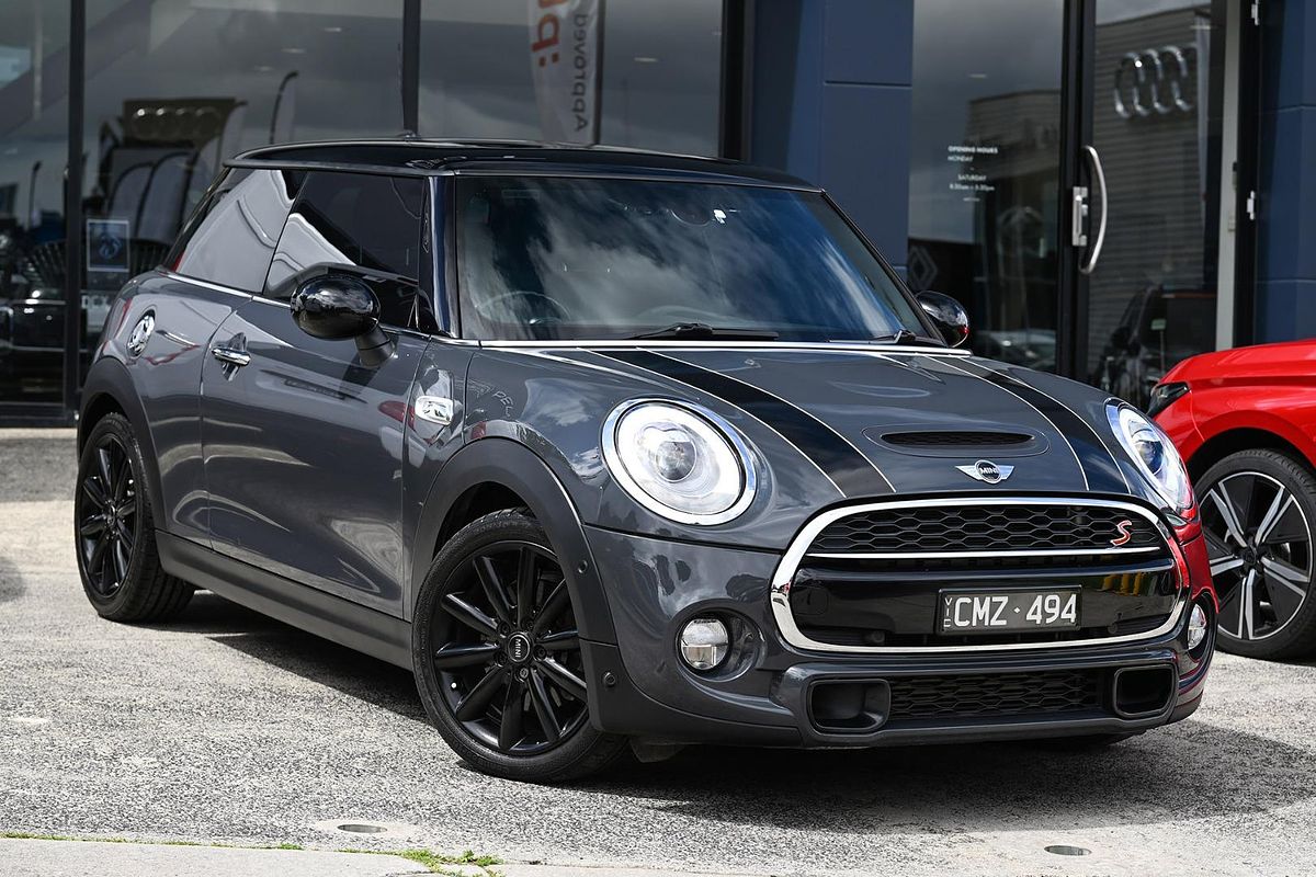 2017 MINI Hatch Cooper S F55