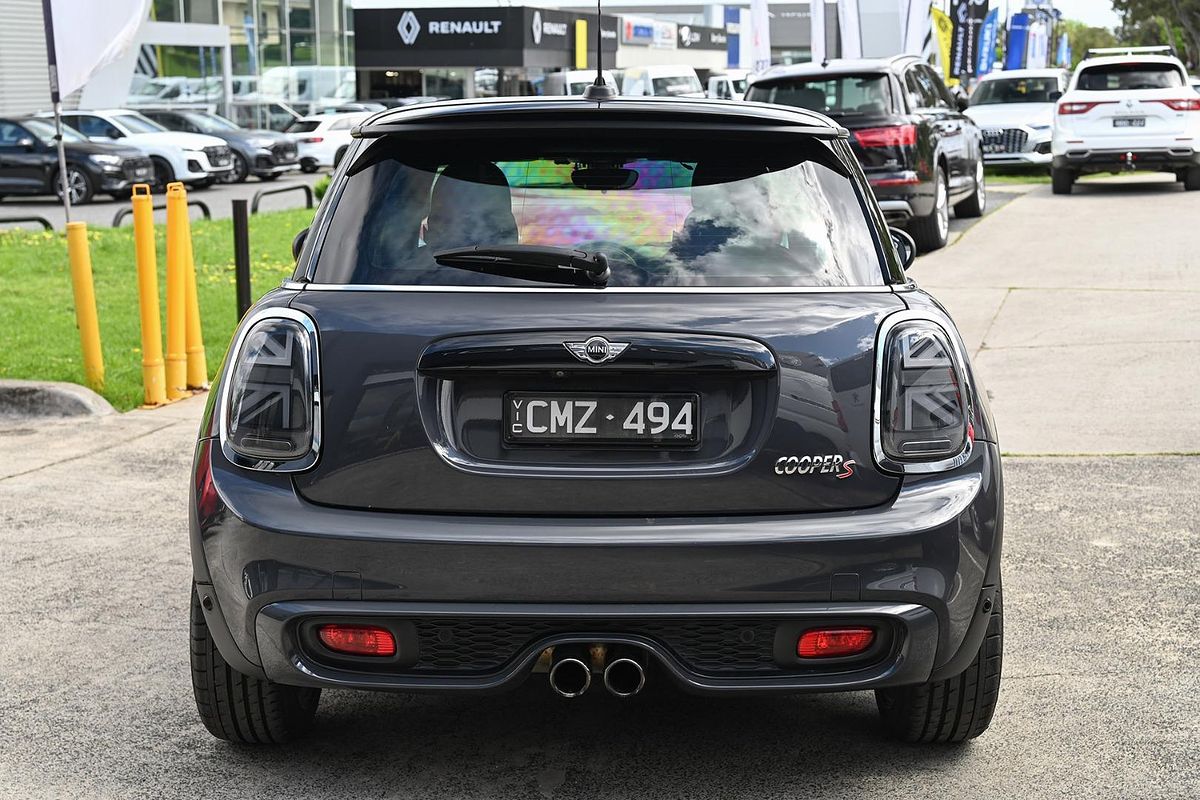 2017 MINI Hatch Cooper S F55