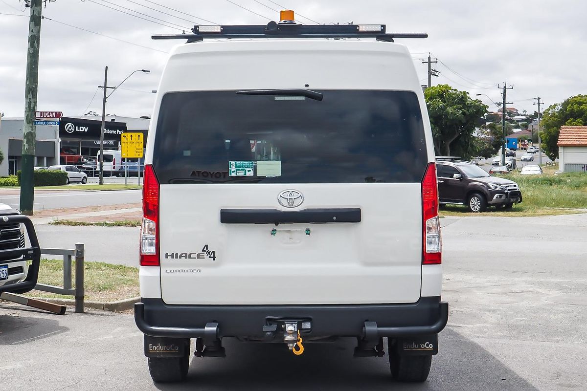 2022 Toyota Hiace Commuter GDH322R