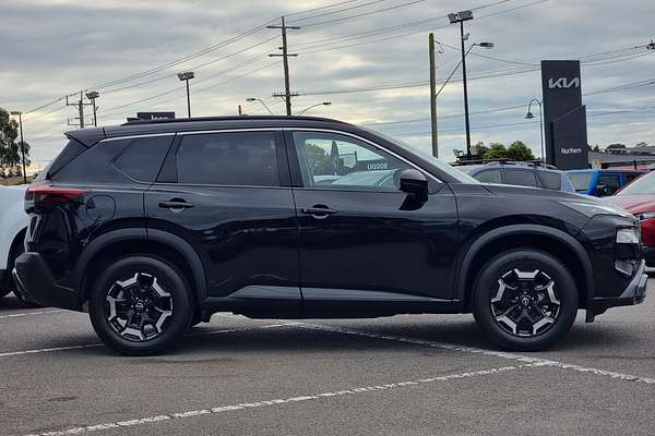 2024 Nissan X-TRAIL N-TREK T33