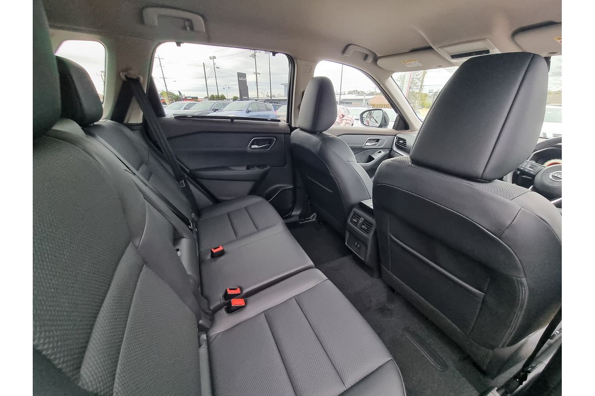 2024 Nissan X-TRAIL N-TREK T33