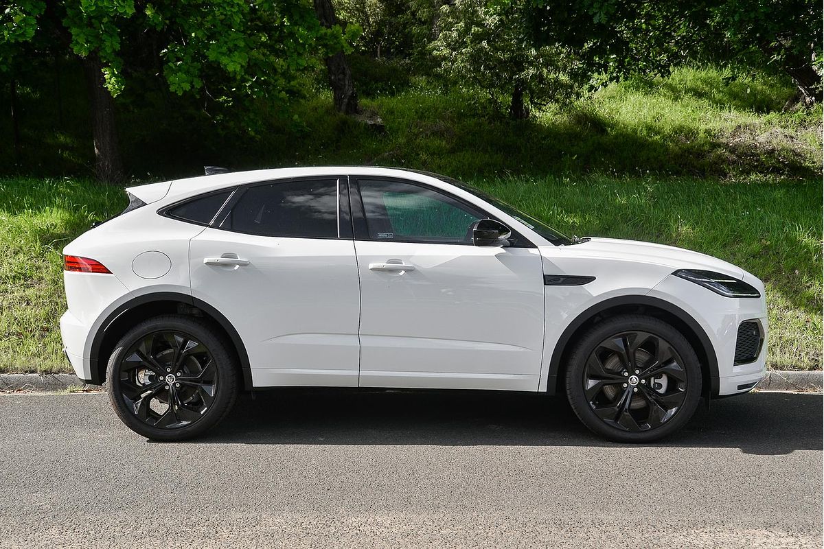 2023 Jaguar E-PACE P250 R-Dynamic HSE X540
