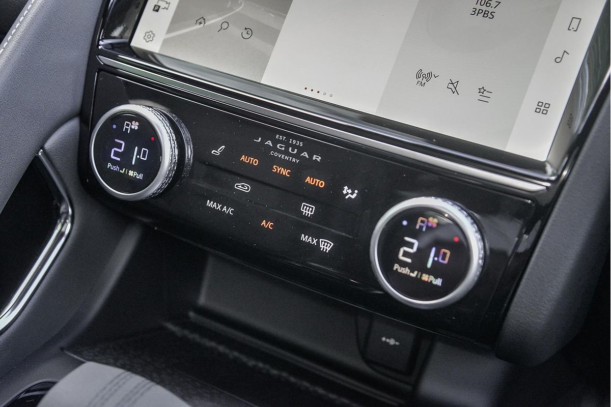 2023 Jaguar E-PACE P250 R-Dynamic HSE X540