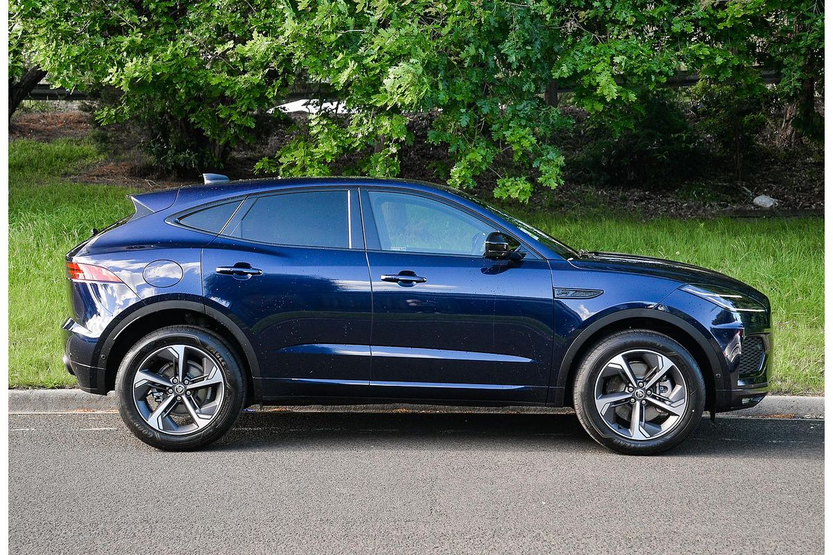 2024 Jaguar E-PACE P250 R-Dynamic SE X540