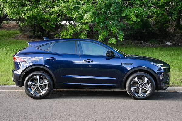 2024 Jaguar E-PACE P250 R-Dynamic SE X540