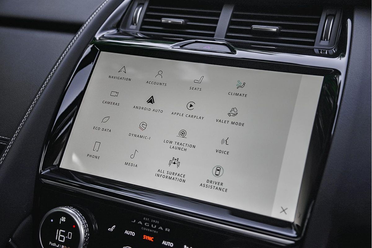 2024 Jaguar E-PACE P250 R-Dynamic SE X540