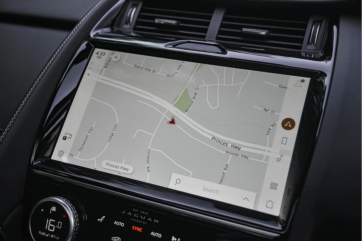 2024 Jaguar E-PACE P250 R-Dynamic SE X540