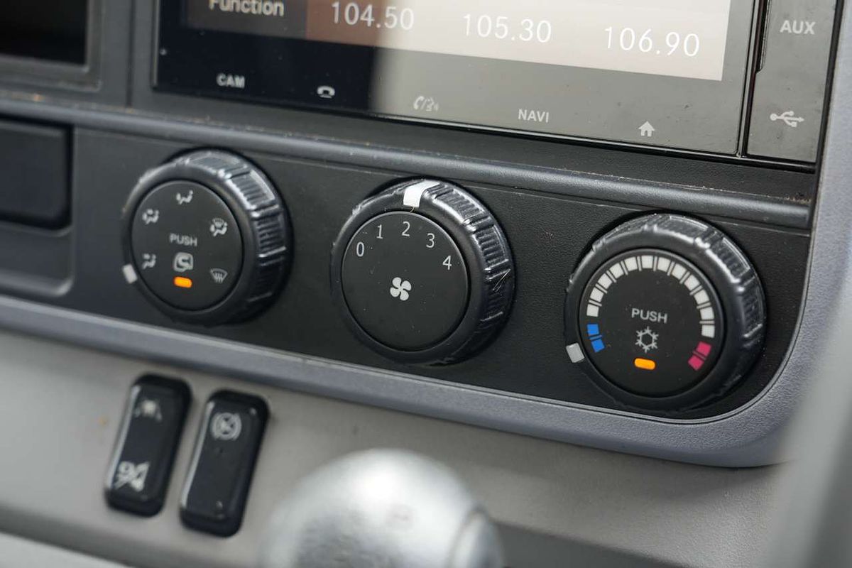 2022 Fuso Canter 515 4x2 SWB