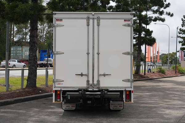 2022 Fuso Canter 515 4x2