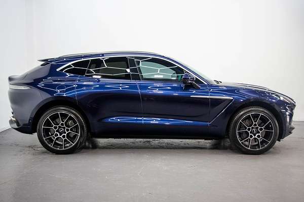 2021 Aston Martin DBX