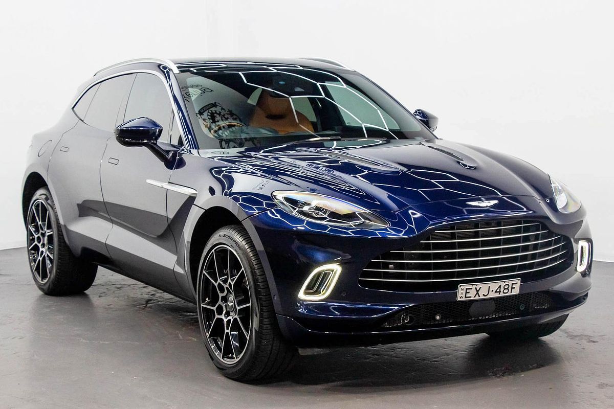 2021 Aston Martin DBX