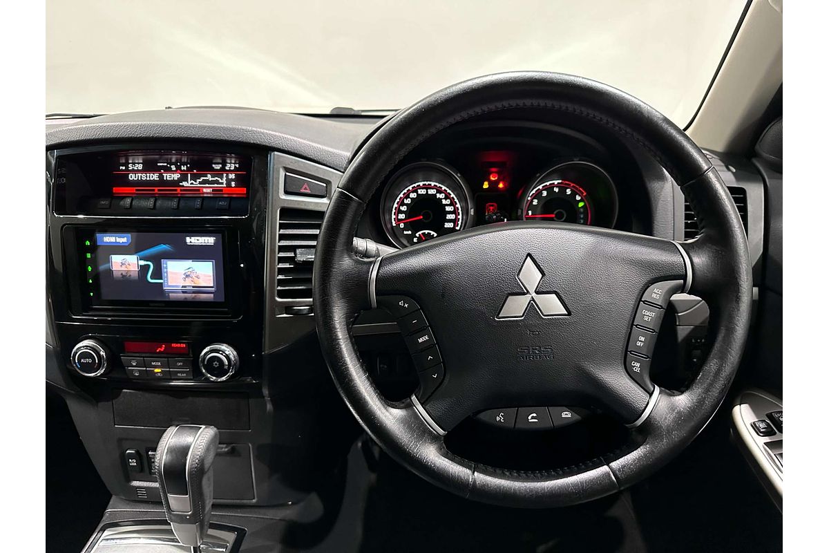 2016 Mitsubishi Pajero GLS NX