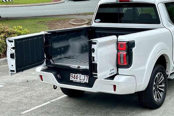 2024 GWM Cannon Alpha Ultra Hybrid P05 4X4