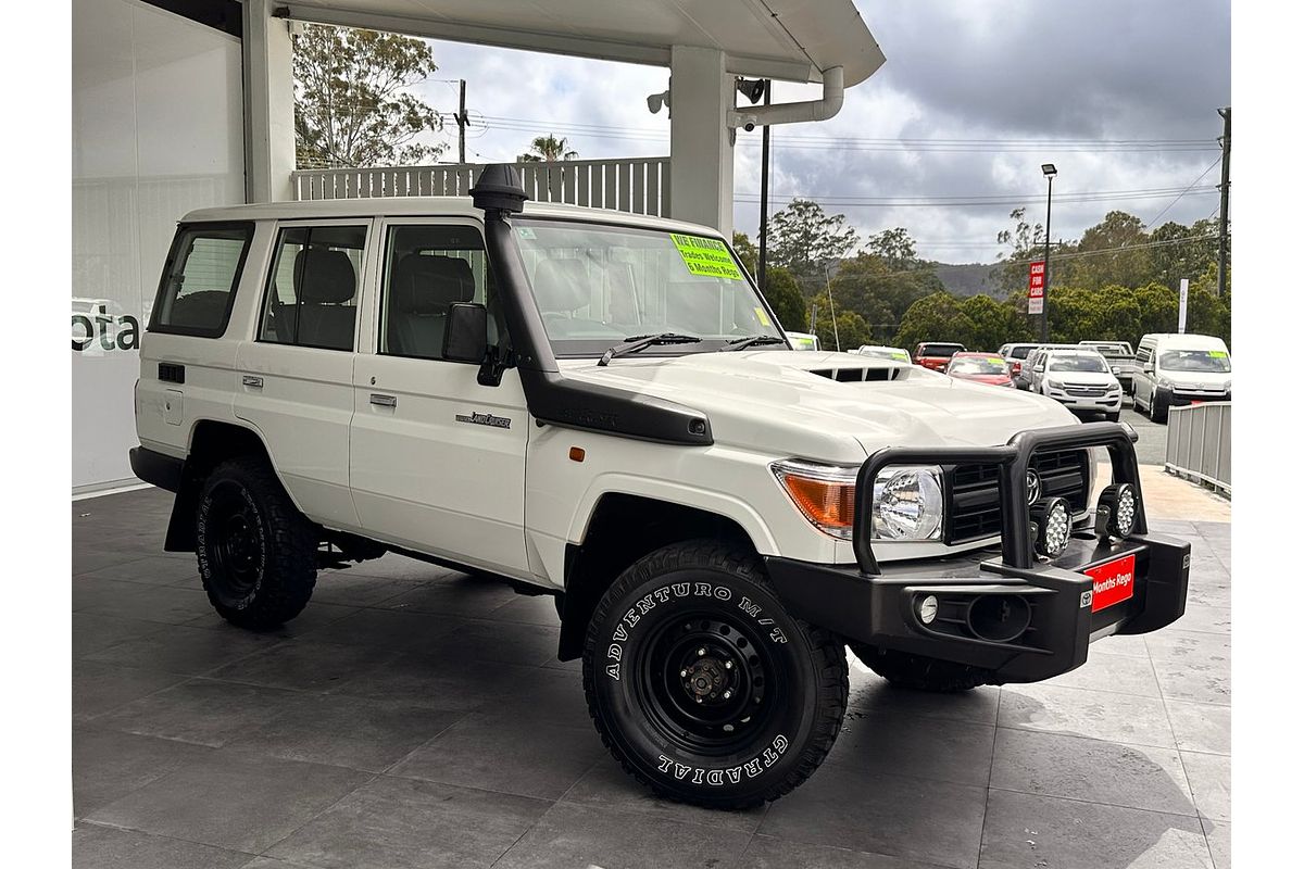 2020 Toyota Landcruiser