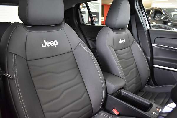 2024 Jeep Avenger Summit JJ