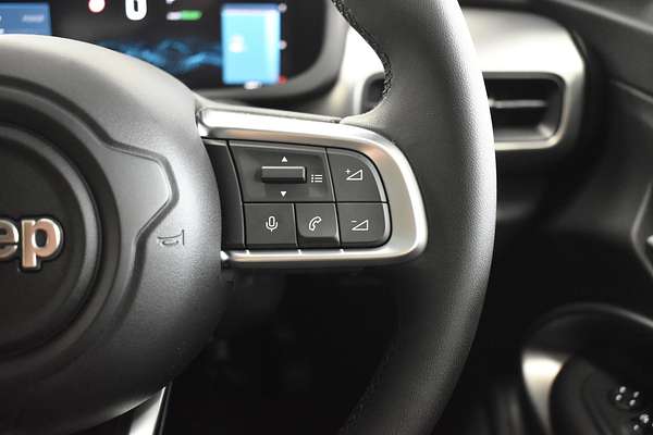 2024 Jeep Avenger Summit JJ