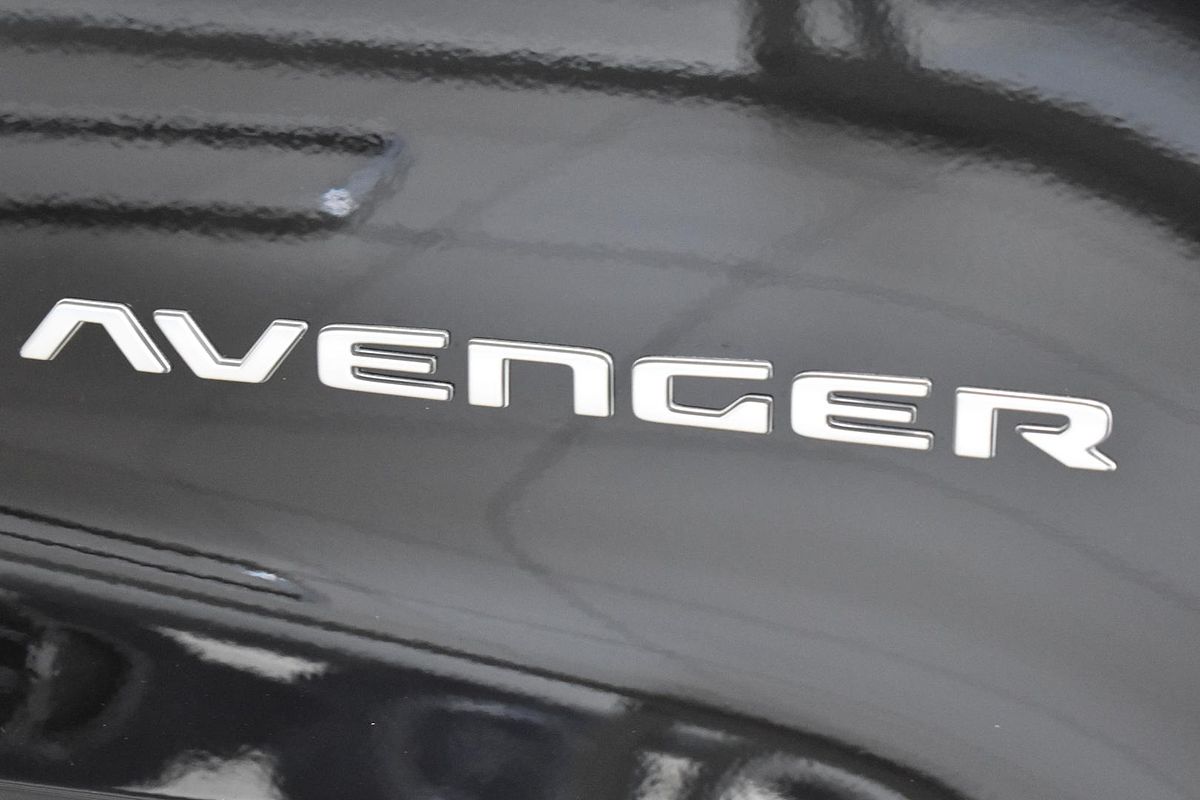 2024 Jeep Avenger Summit JJ