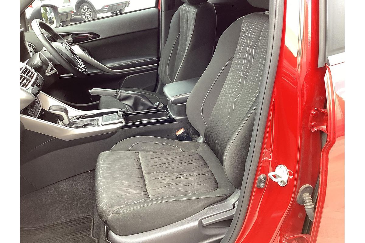 2019 Mitsubishi Eclipse Cross Black Edition YA