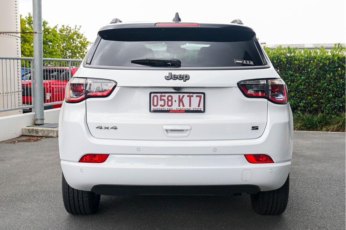 2023 Jeep Compass S-Limited M6