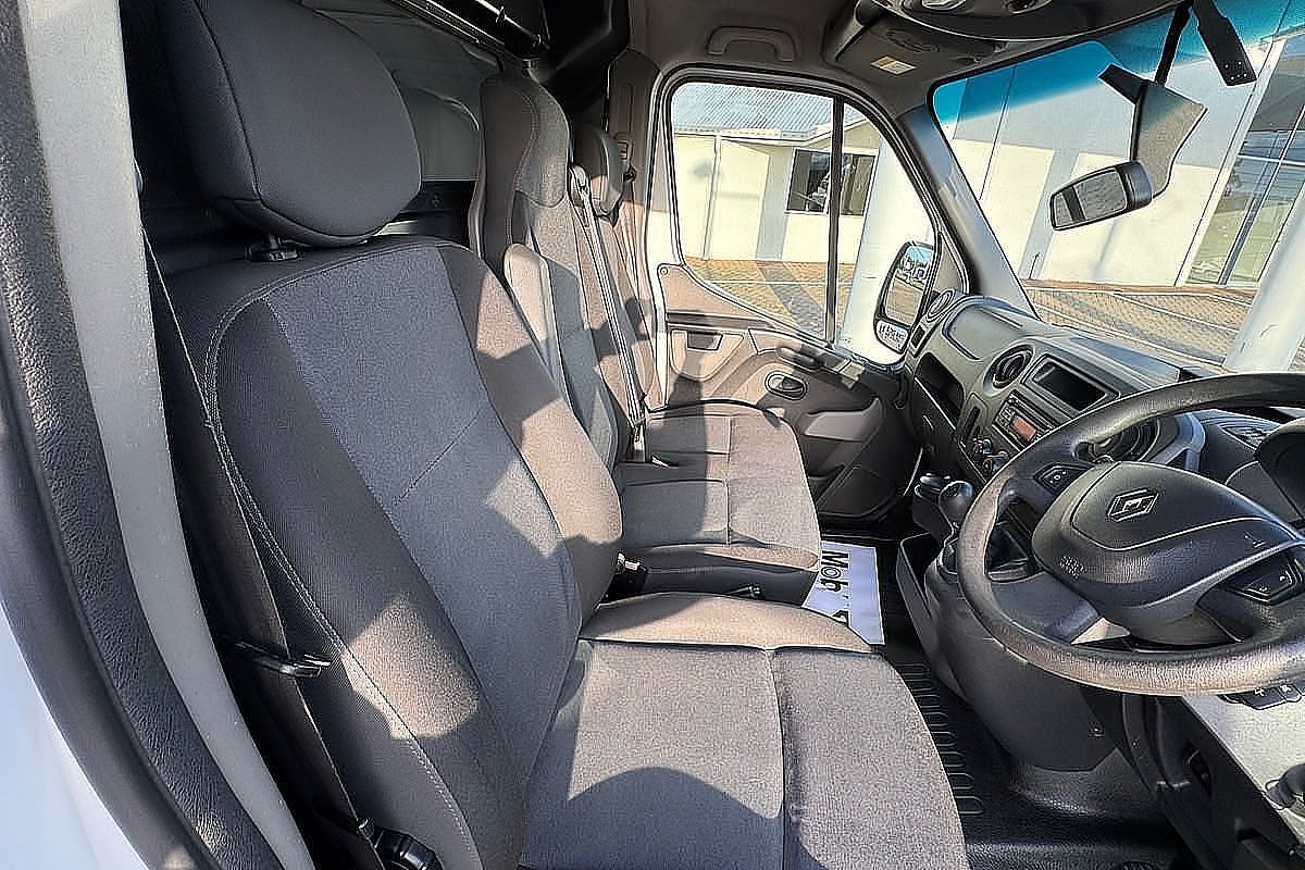 2018 Renault Master X62