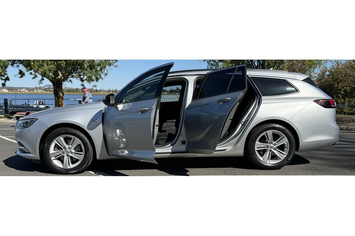 2019 Holden Commodore LT ZB