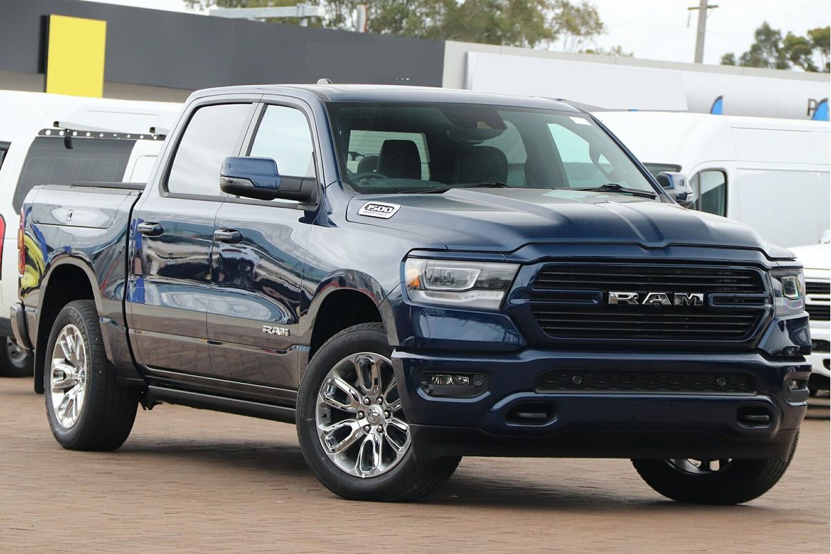 2024 RAM 1500 Laramie Sport RamBox DT 4X4 SWB