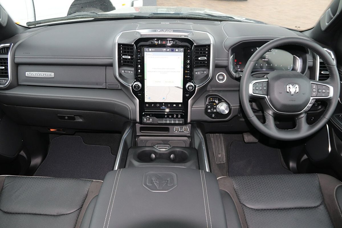 2024 RAM 1500 Laramie Sport RamBox DT 4X4 SWB