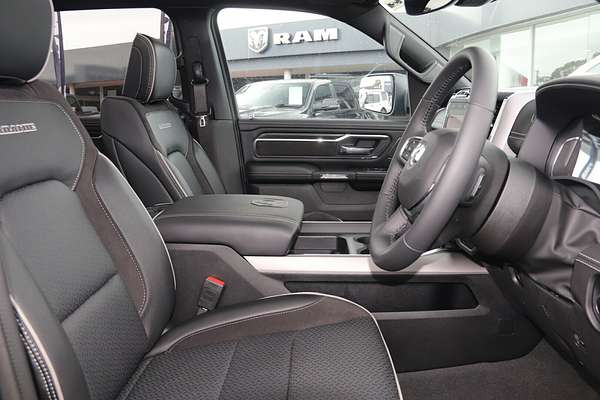 2024 RAM 1500 Laramie Sport RamBox DT 4X4 SWB
