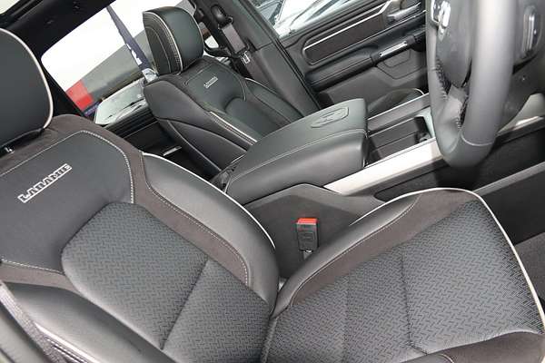 2024 RAM 1500 Laramie Sport RamBox DT 4X4 SWB