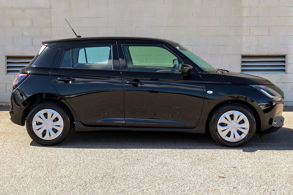 2024 Suzuki Swift Hybrid UZ