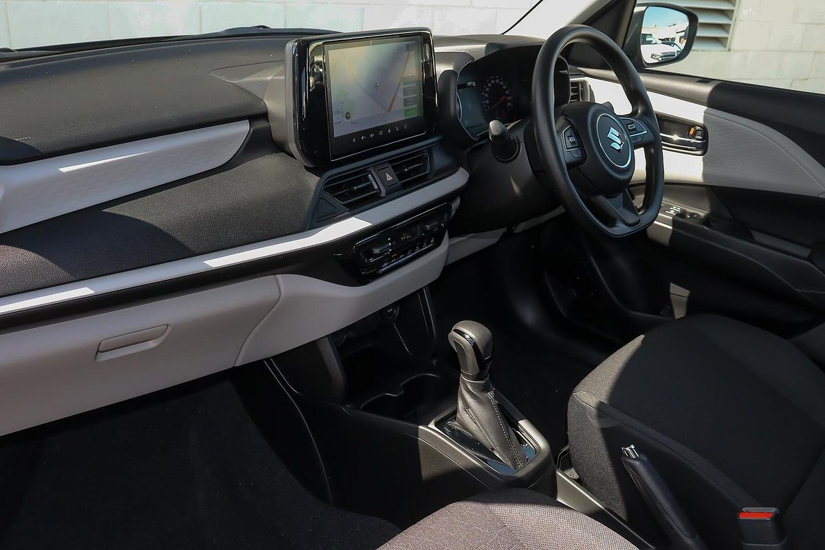 2024 Suzuki Swift Hybrid UZ