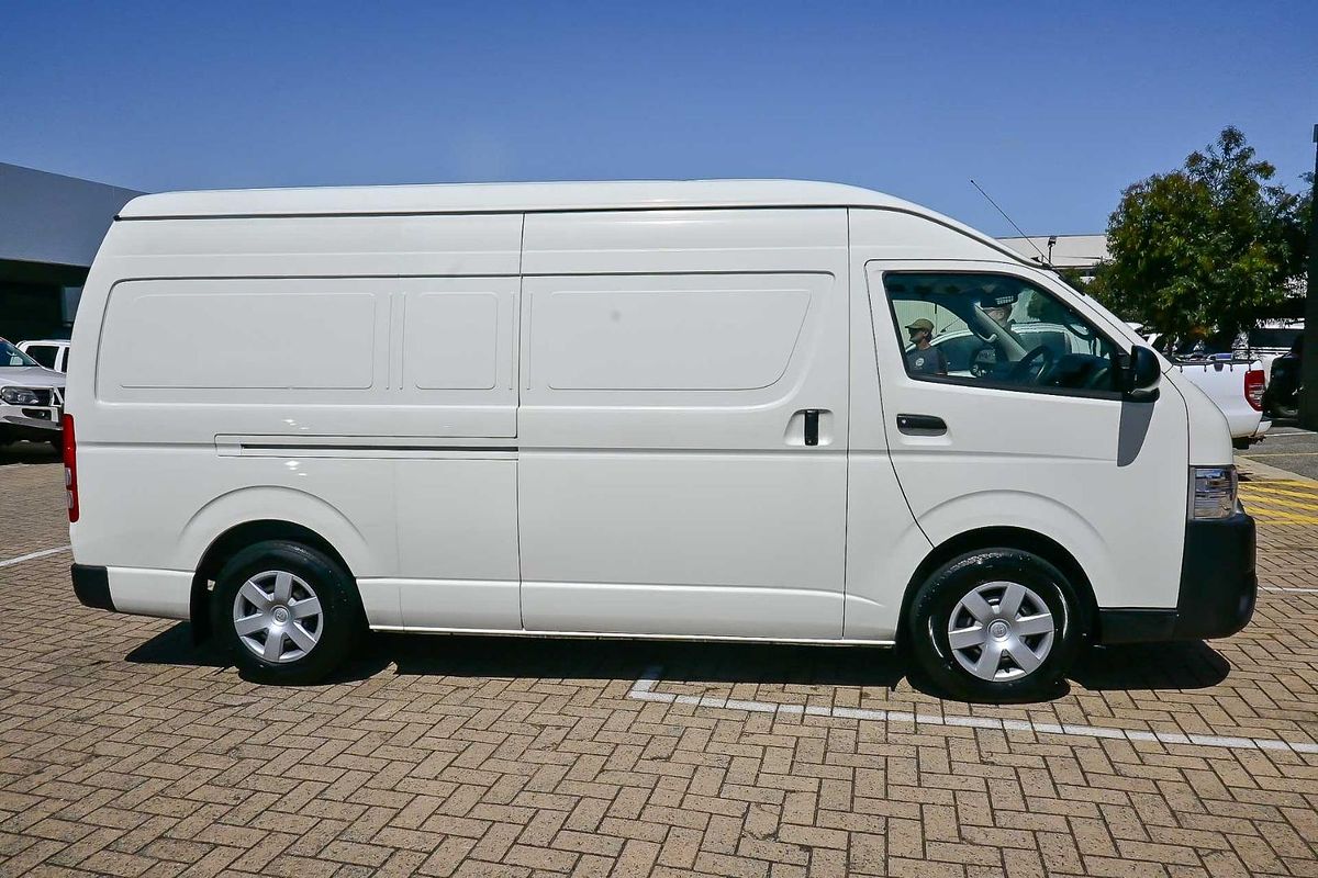 2017 Toyota Hiace KDH221R