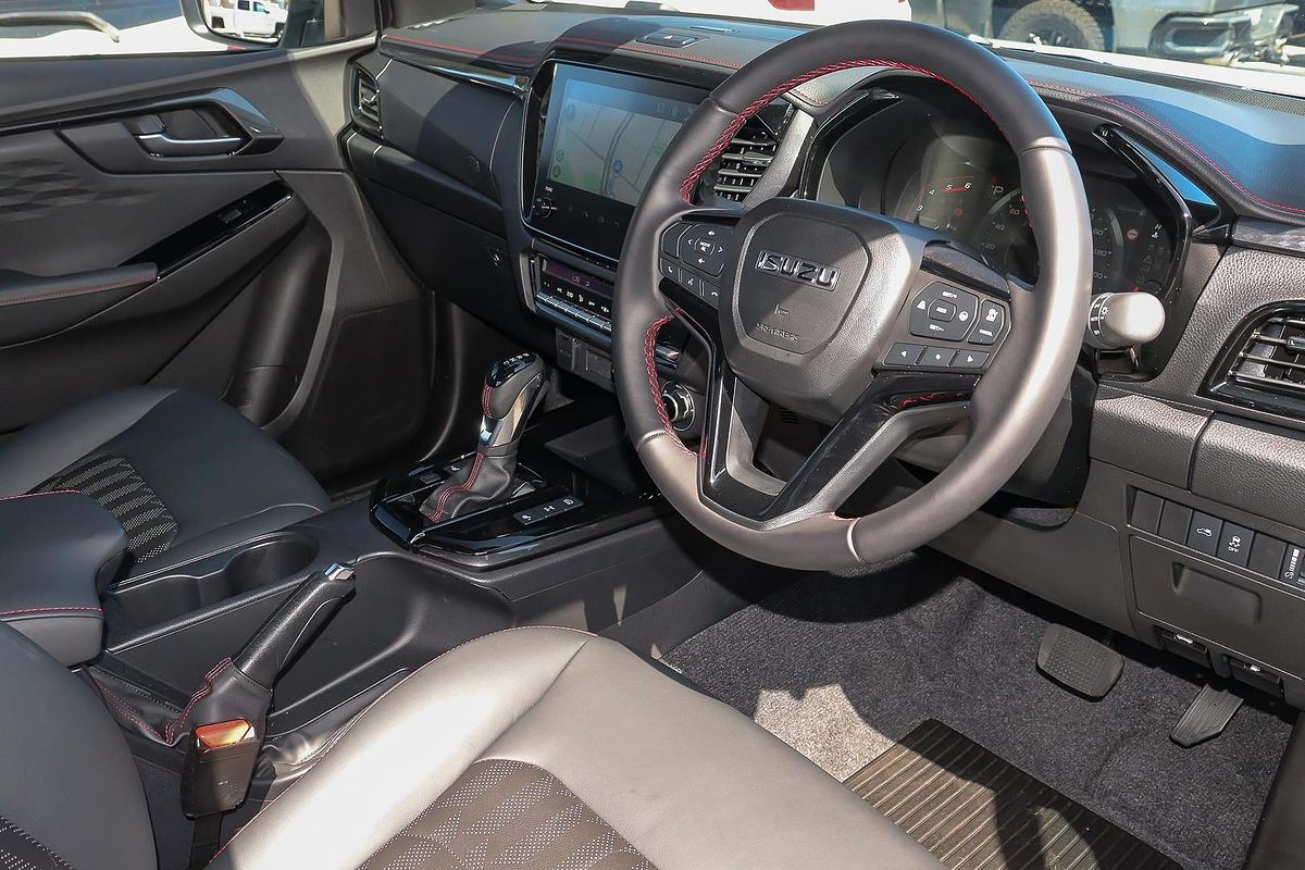 2024 Isuzu D-MAX X-TERRAIN 4X4