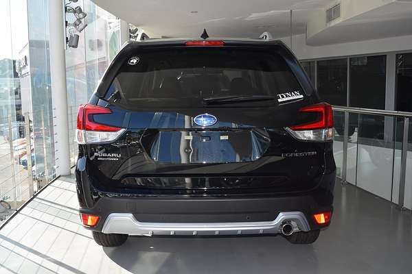 2024 Subaru Forester 2.5i-S S5