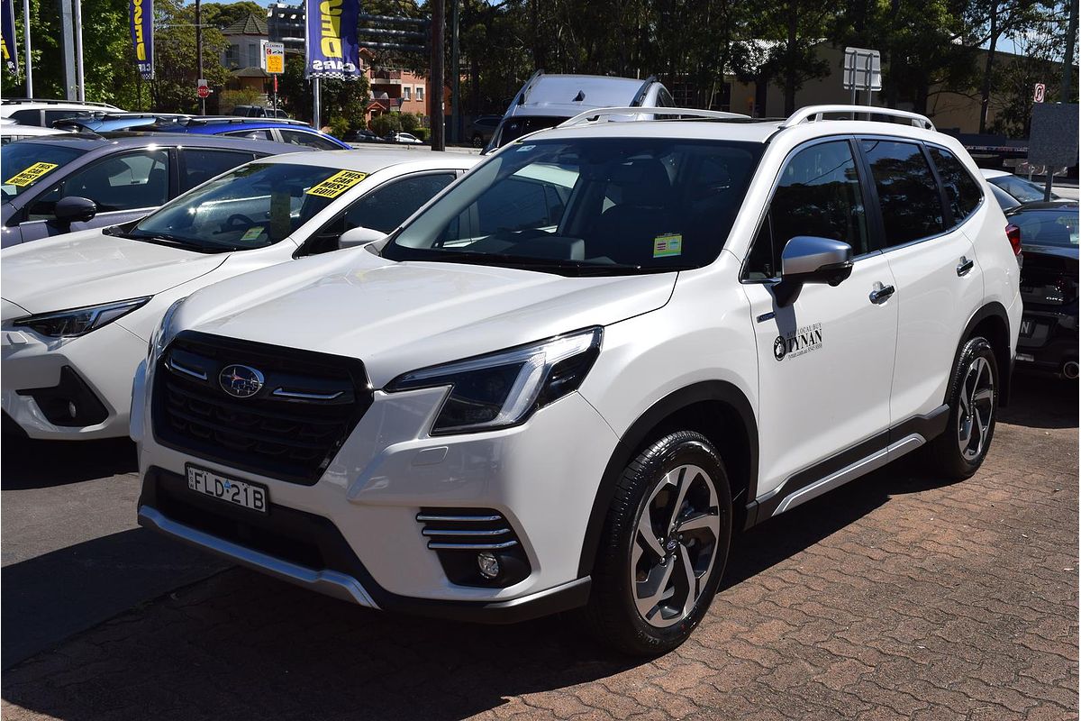 2024 Subaru Forester Hybrid S S5