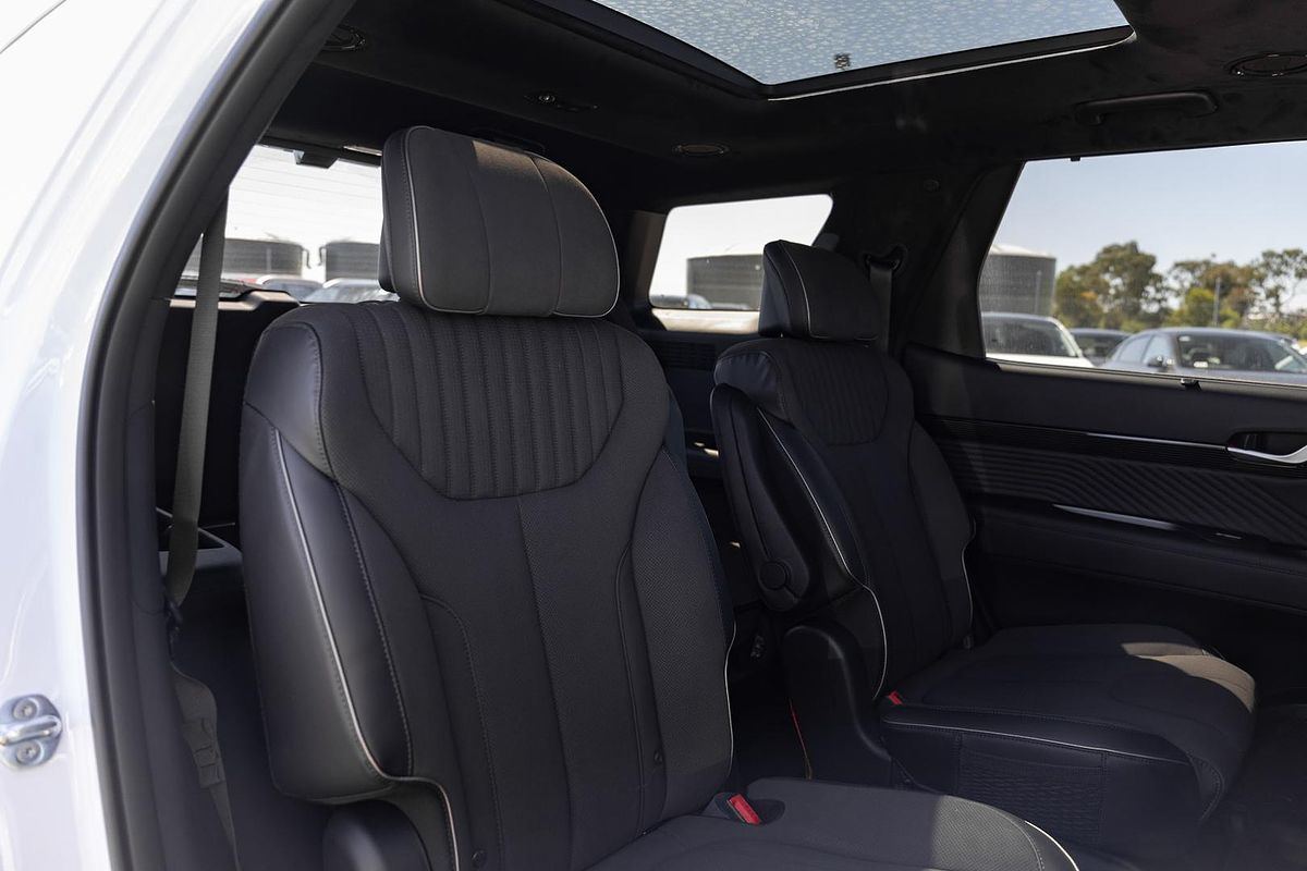 2024 Hyundai Palisade Calligraphy Black Ink LX2.V5