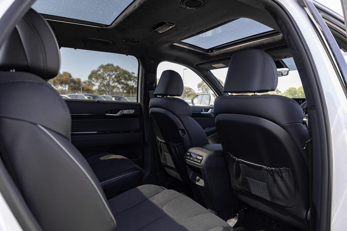 2024 Hyundai Palisade Calligraphy Black Ink LX2.V5