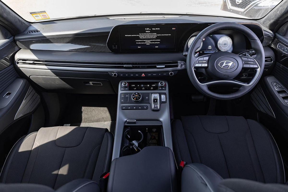 2024 Hyundai Palisade Calligraphy Black Ink LX2.V5