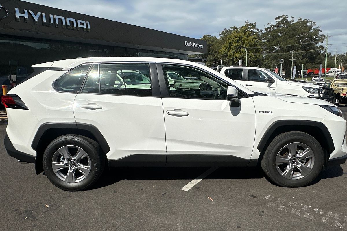 2024 Toyota RAV4 GX AXAH52R