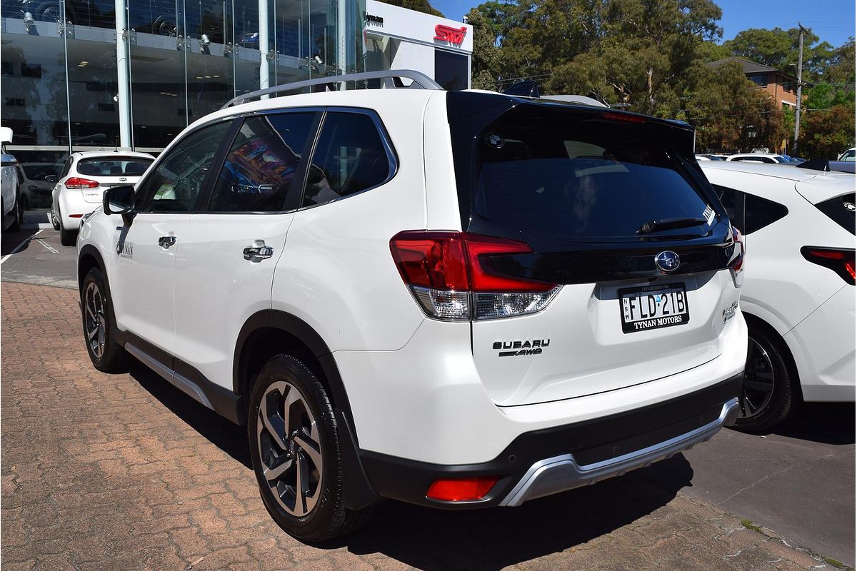 2024 Subaru Forester Hybrid S S5