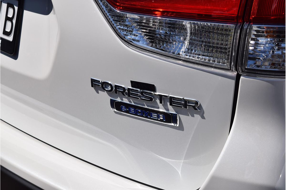 2024 Subaru Forester Hybrid S S5