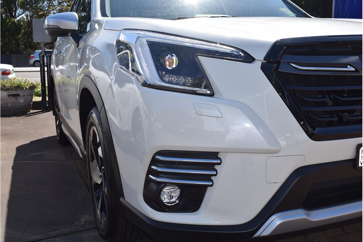 2024 Subaru Forester Hybrid S S5