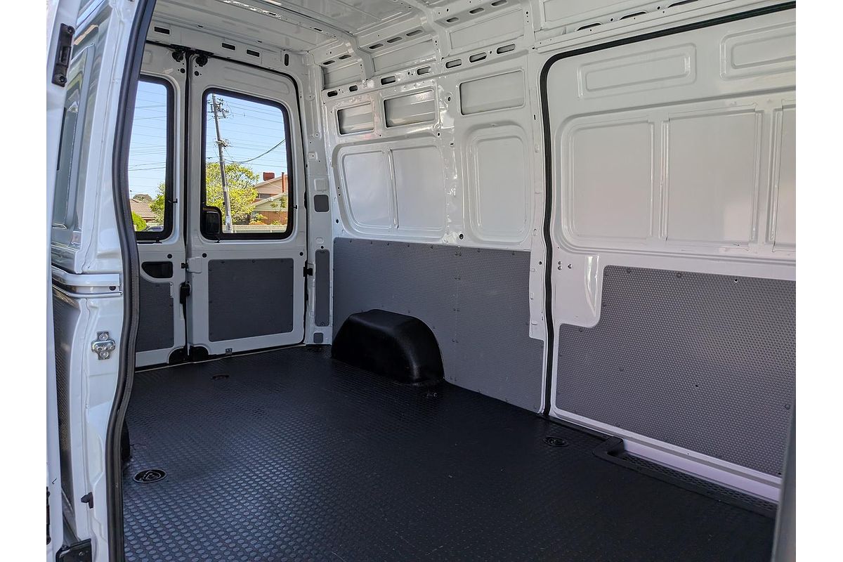 2022 LDV V80 LWB
