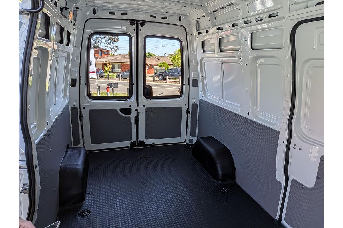 2022 LDV V80 LWB