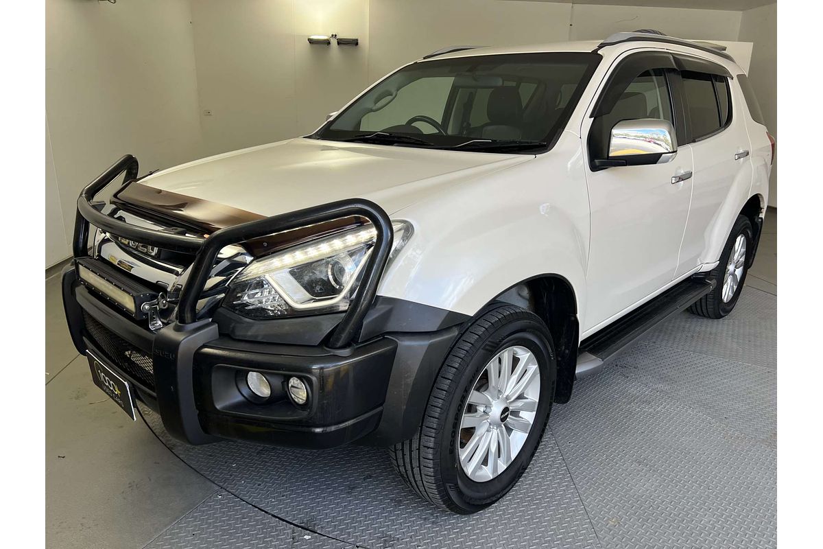 2018 Isuzu MU-X LS-T