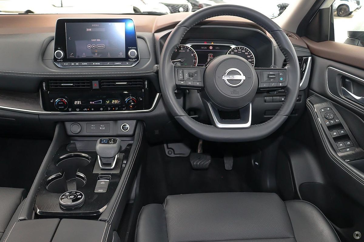 2024 Nissan X-TRAIL ST-L T33
