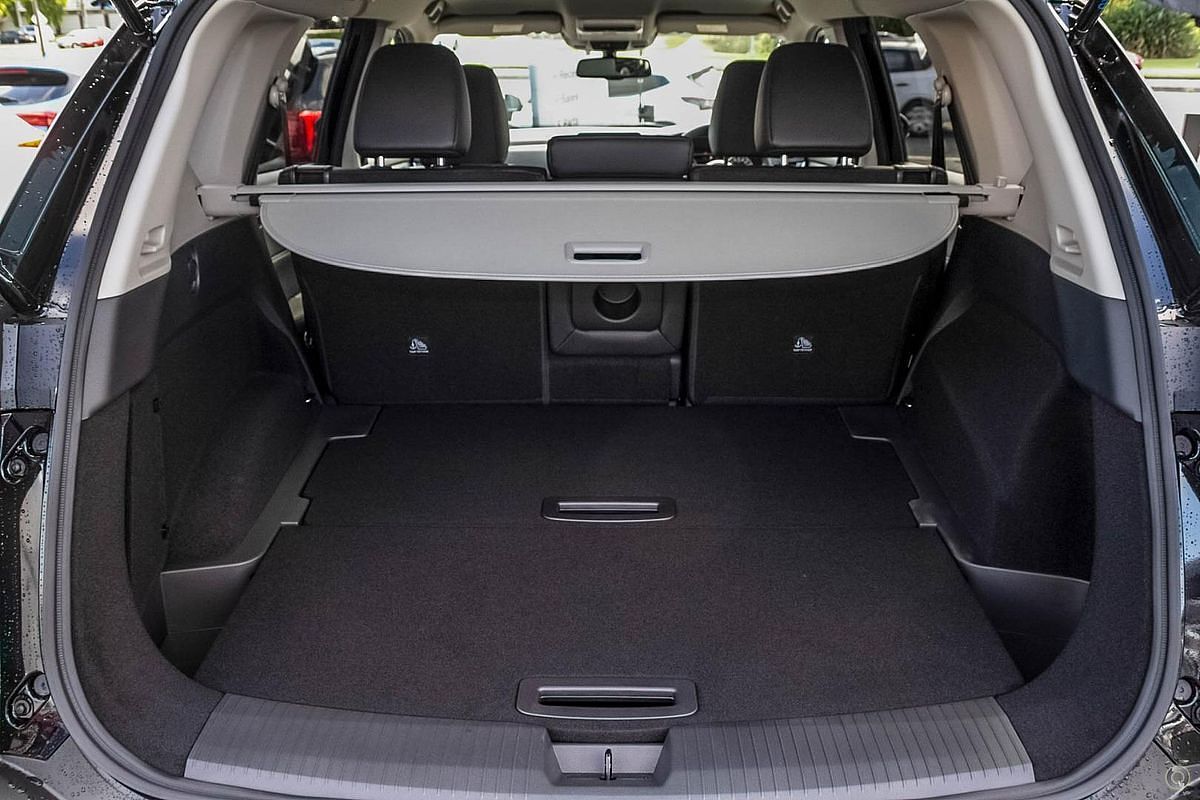 2024 Nissan X-TRAIL ST-L T33