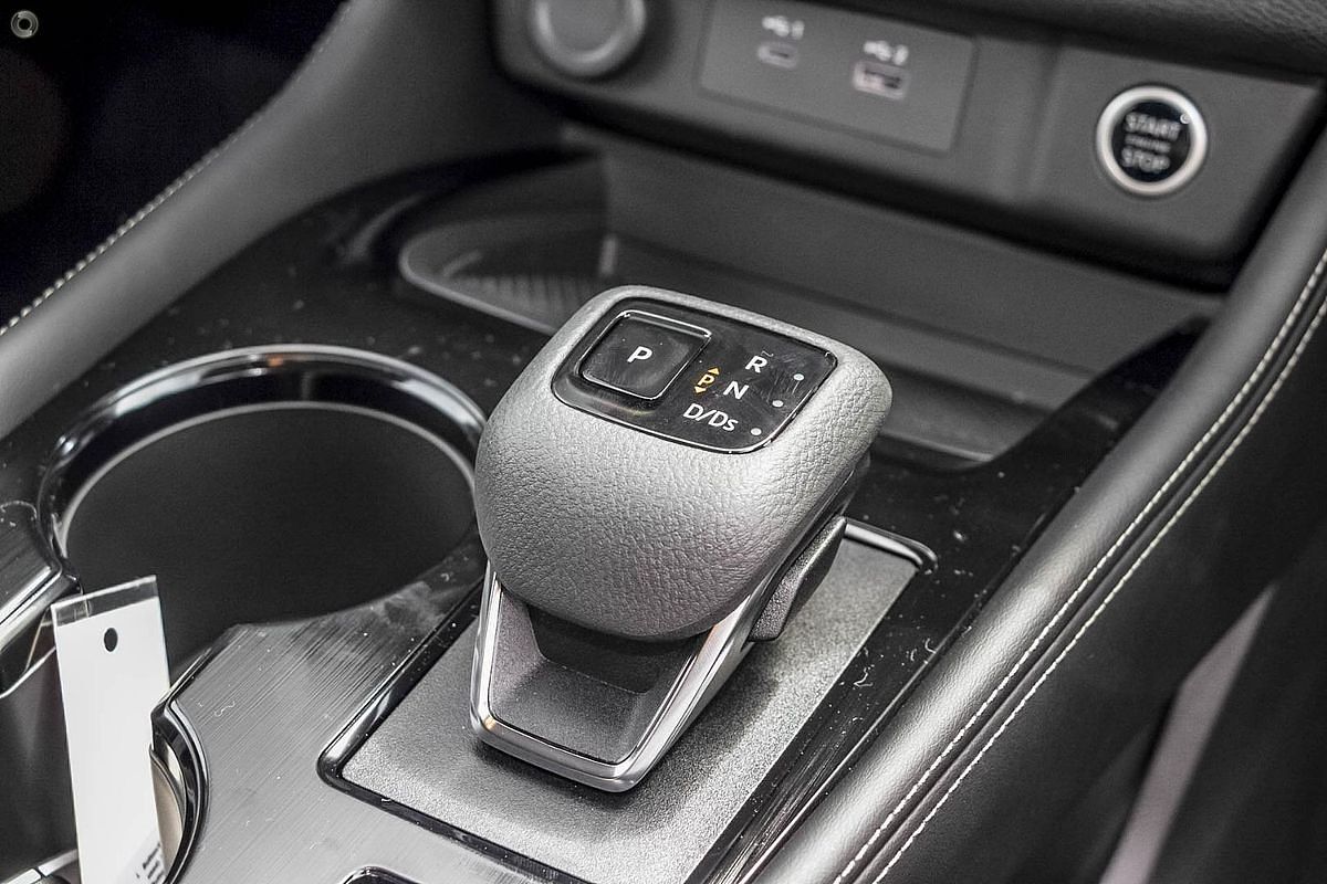 2024 Nissan X-TRAIL ST-L T33