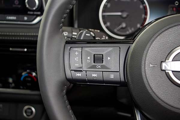 2024 Nissan X-TRAIL ST-L T33