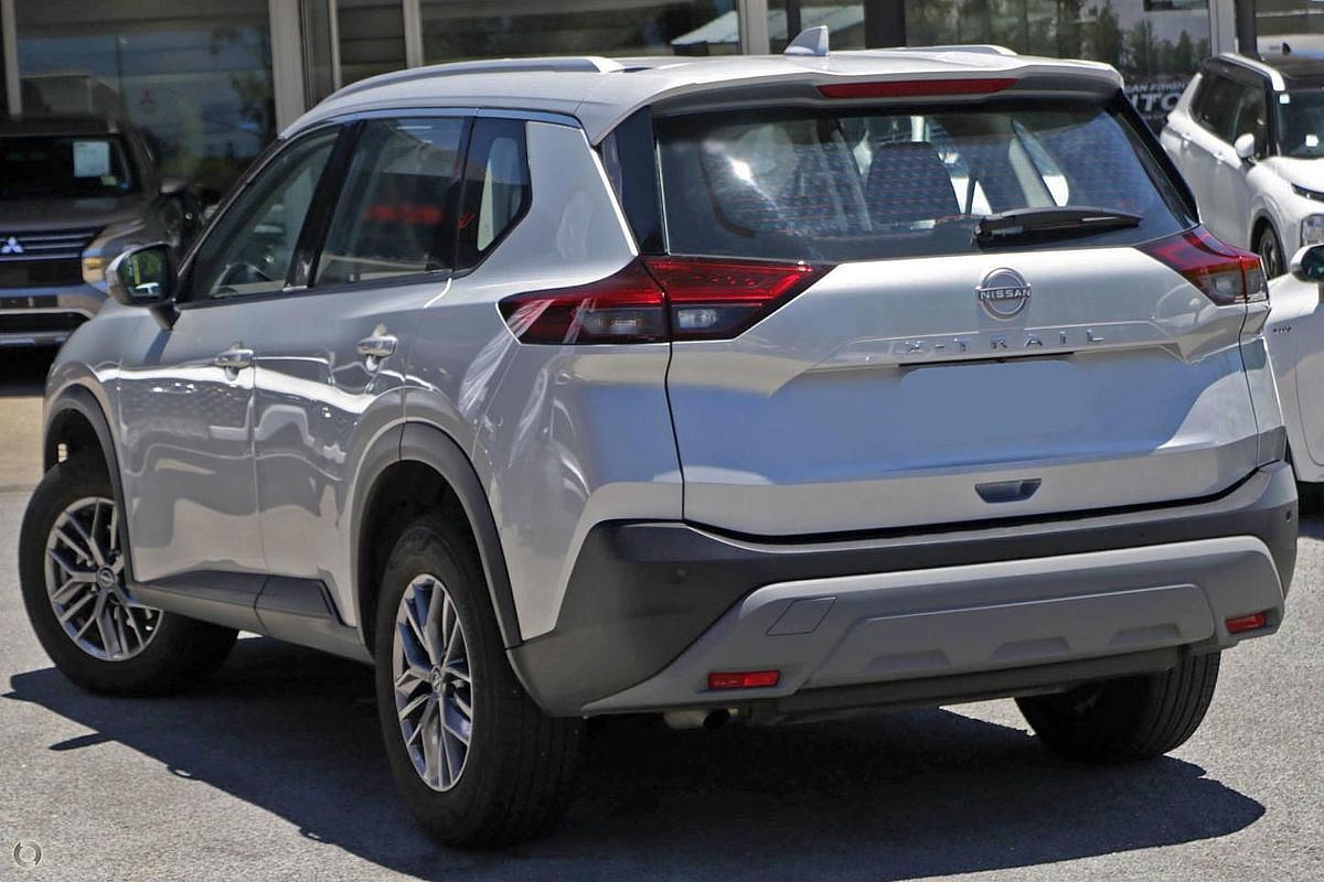 2024 Nissan X-TRAIL ST T33